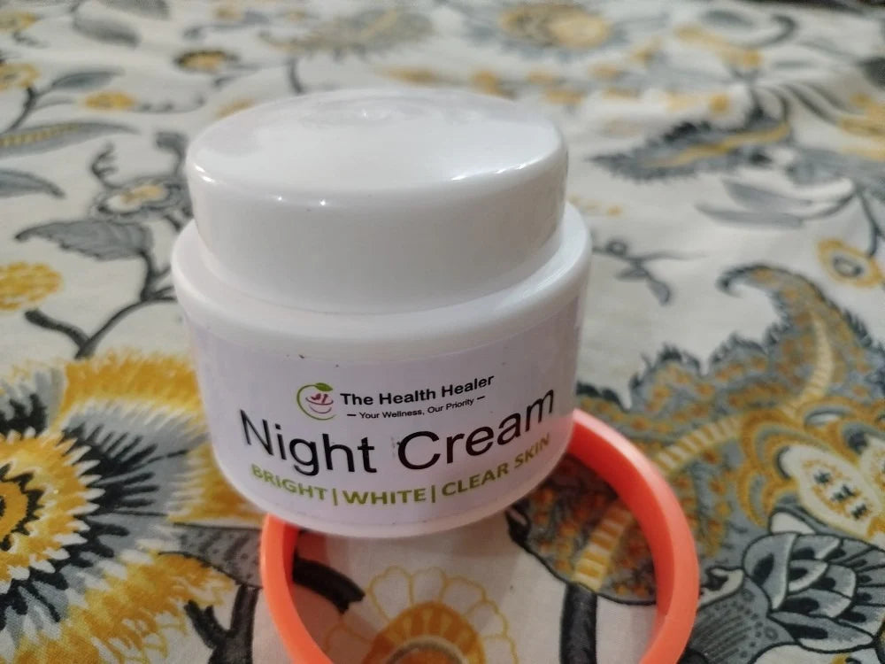 THE HEALTH HEALER Night Cream jar front view

Texture of night cream on hand

Before and after skin results using THE HEALTH HEALER Night Cream

Night skincare routine with HEALTH HEALER Night Cream

